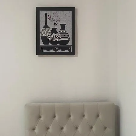 Quiet One Bedroom Apartament- Dajti View Appartement *