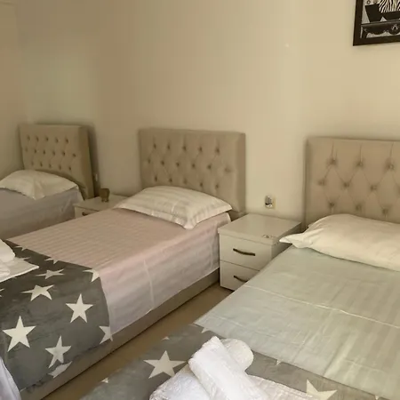 Quiet One Bedroom Apartament- Dajti View * 티라나