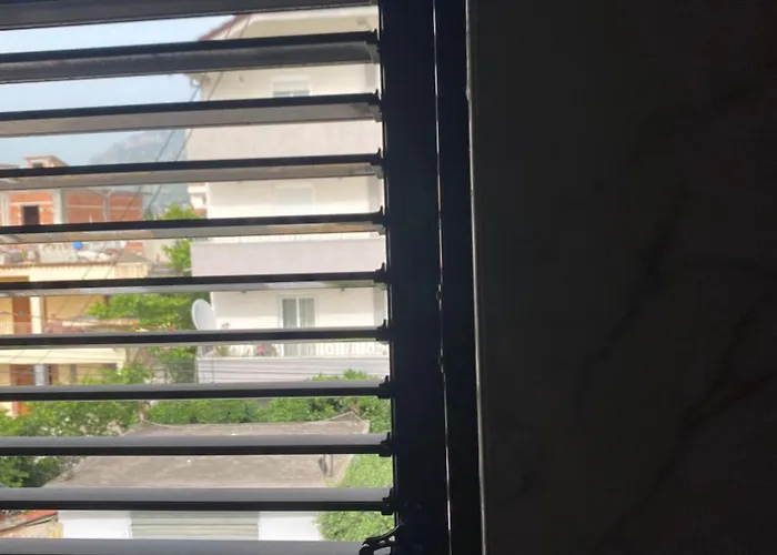 Quiet One Bedroom Apartament- Dajti View * 地拉那