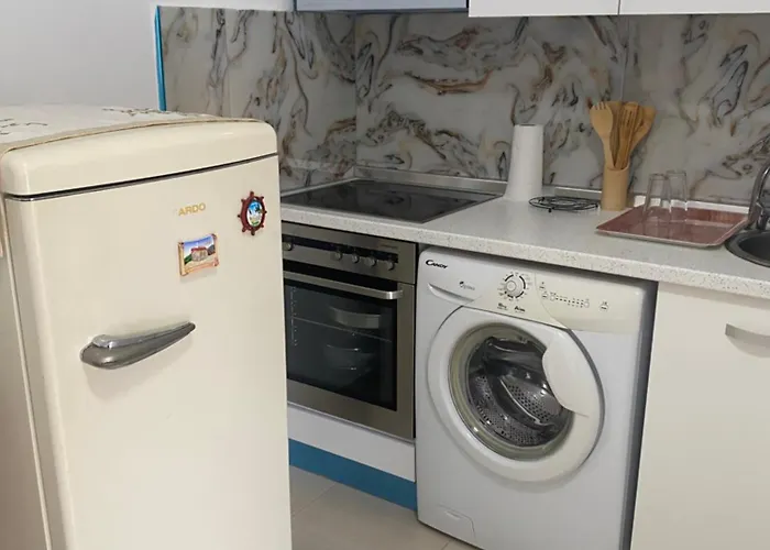 Quiet One Bedroom Apartament- Dajti View * 地拉那